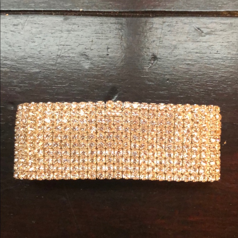 Adjustable rhinestone bracelet